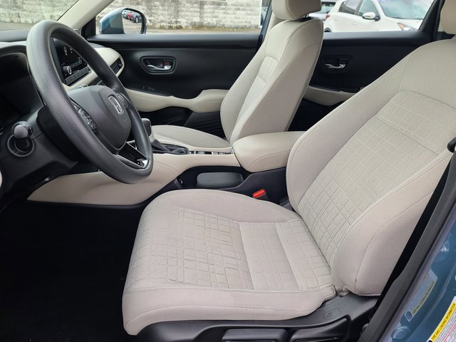 Used 2023 Honda HR-V LX image 8