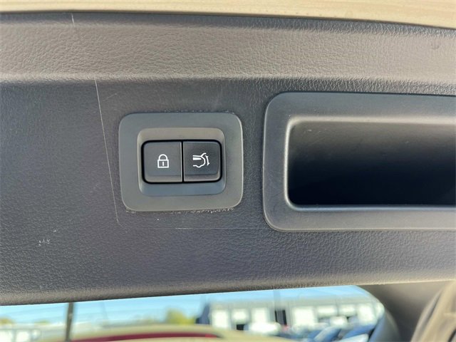 Used 2023 MAZDA CX-50 Meridian Edition w/ Apex Package image 13