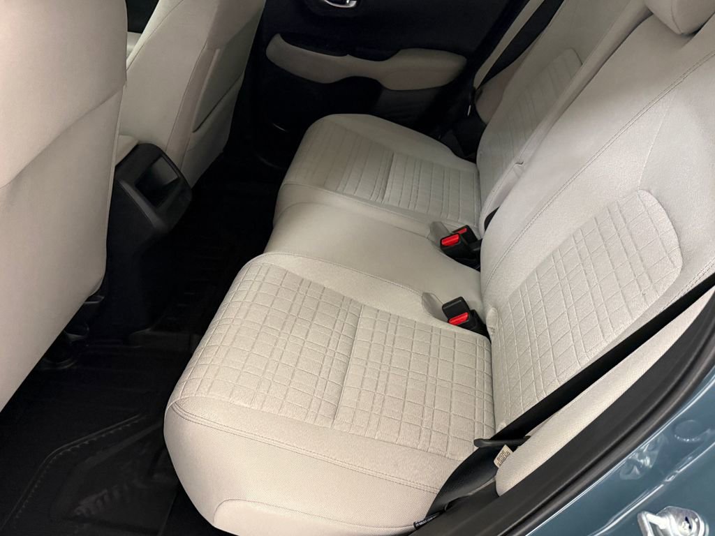 New 2026 Honda HR-V LX image 17