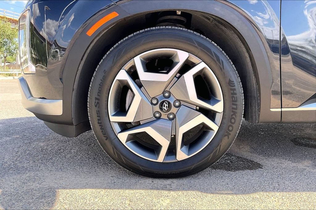 Used 2024 Hyundai Palisade SEL w/ Premium Package FWD image 9