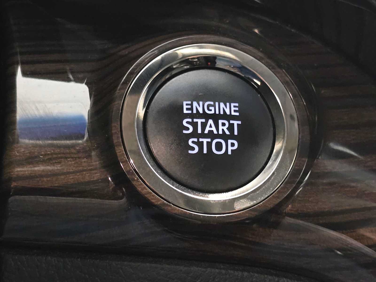 Used 2015 Toyota Avalon XLE Touring FWD image 18