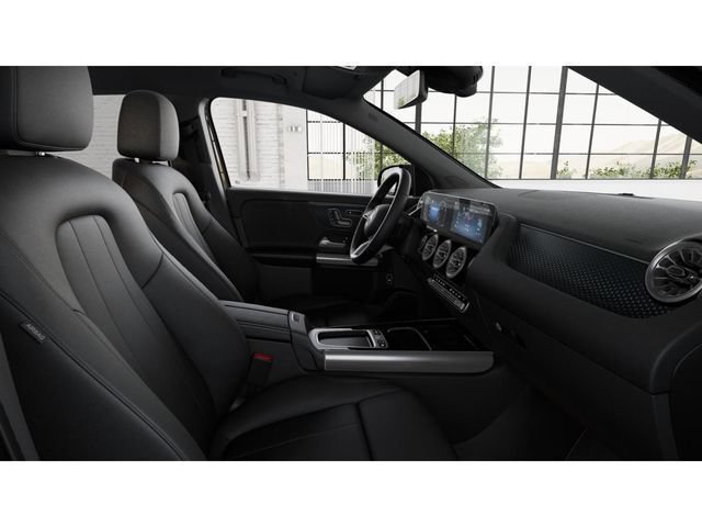 Used 2026 Mercedes-Benz GLA 250 4MATIC image 4