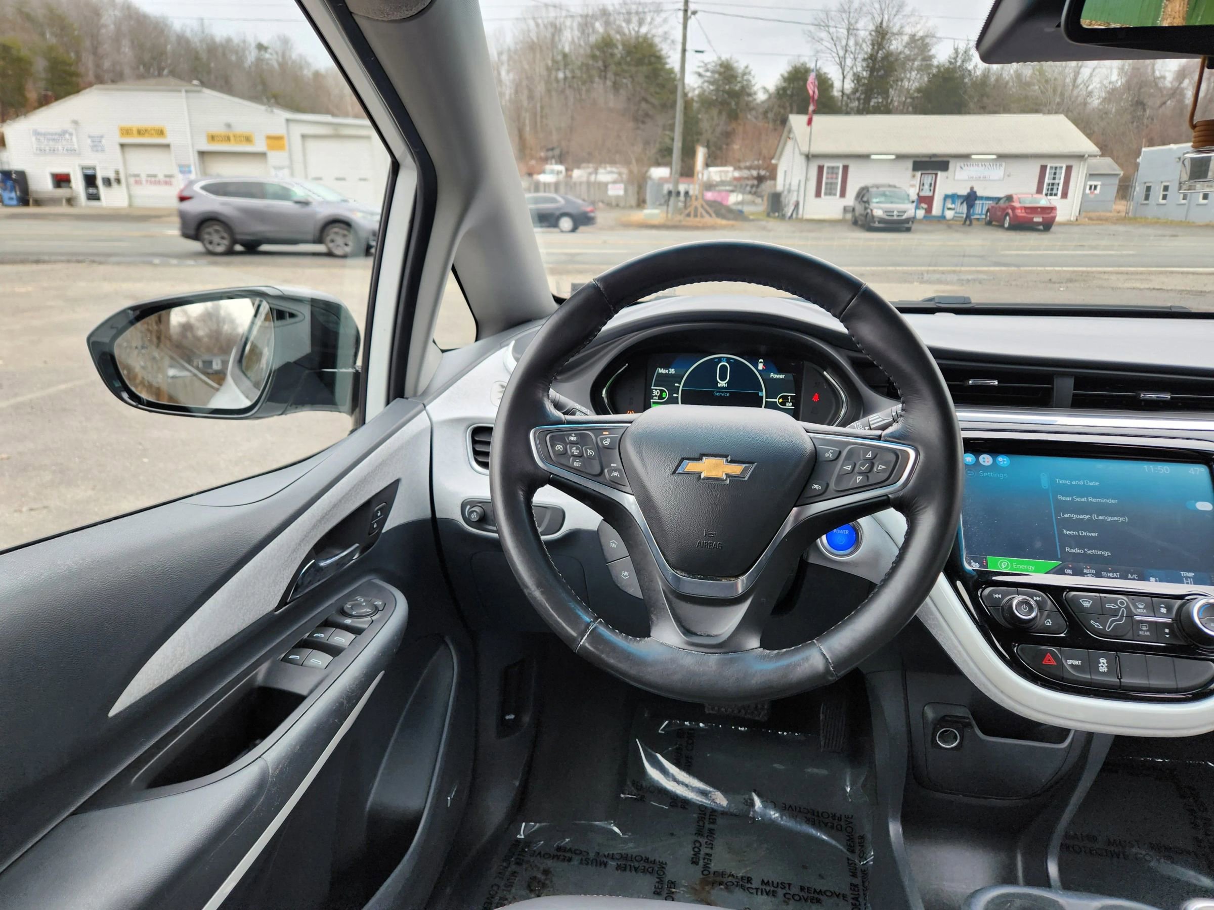 Used 2019 Chevrolet Bolt Premier w/ Infotainment Package image 32
