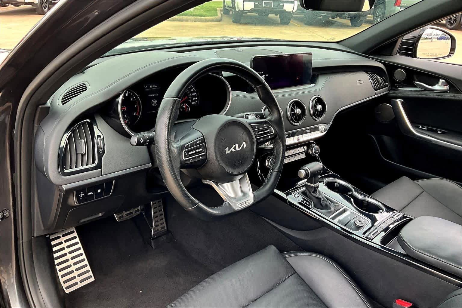 Used 2023 Kia Stinger GT-Line w/ Sun & Sound Package image 18