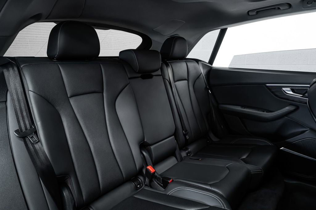 Used 2023 Audi Q8 Premium Plus w/ Premium Plus Package image 33