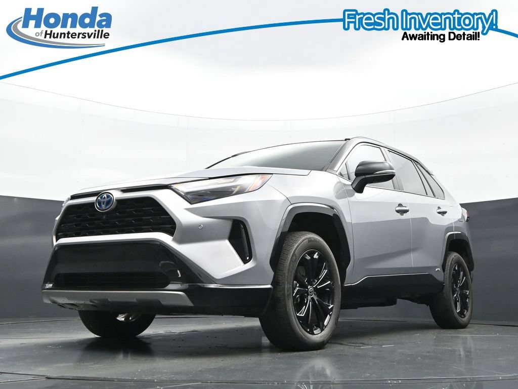 Used 2022 Toyota RAV4 XSE AWD/4WD image 30