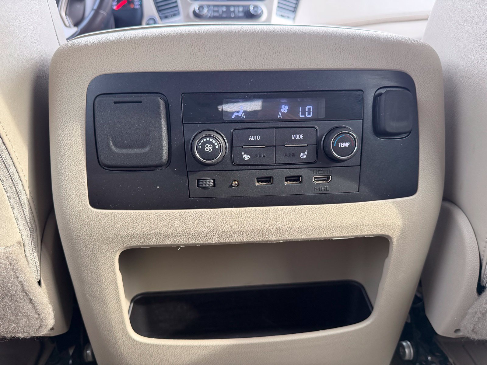 Used 2018 GMC Yukon Denali w/ Open Road Package RWD image 22