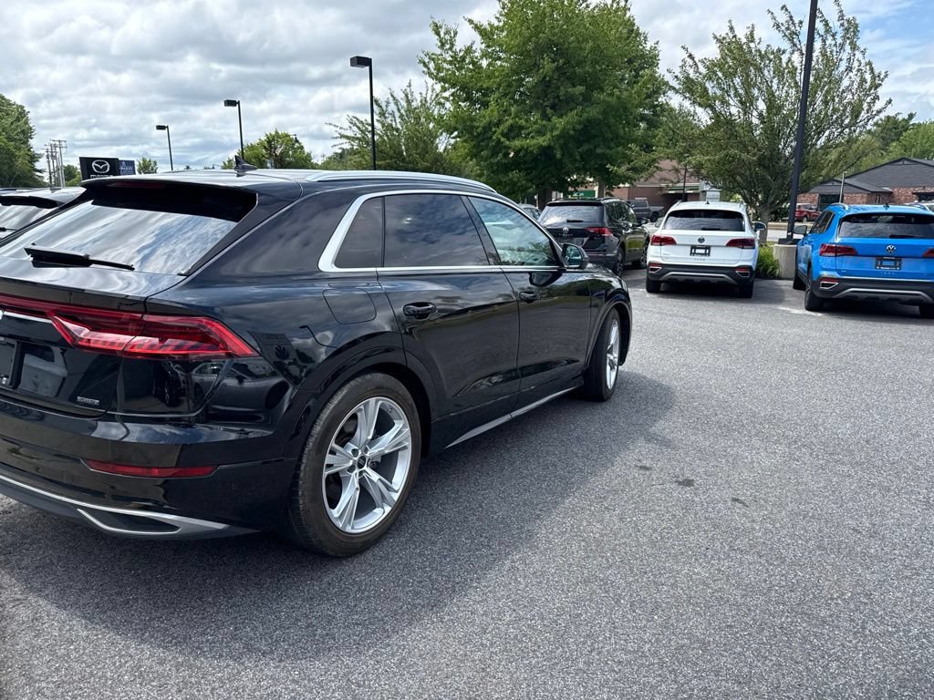 Used 2023 Audi Q8 Prestige w/ Prestige Package AWD/4WD image 5