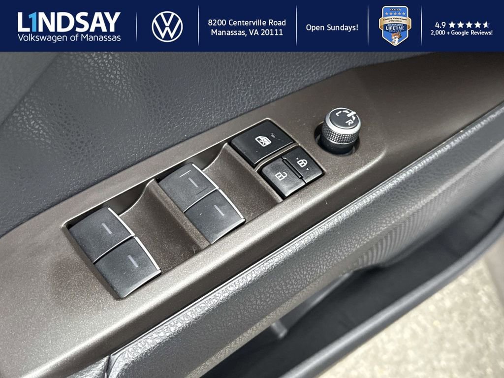 Used 2023 Toyota Camry XLE image 17