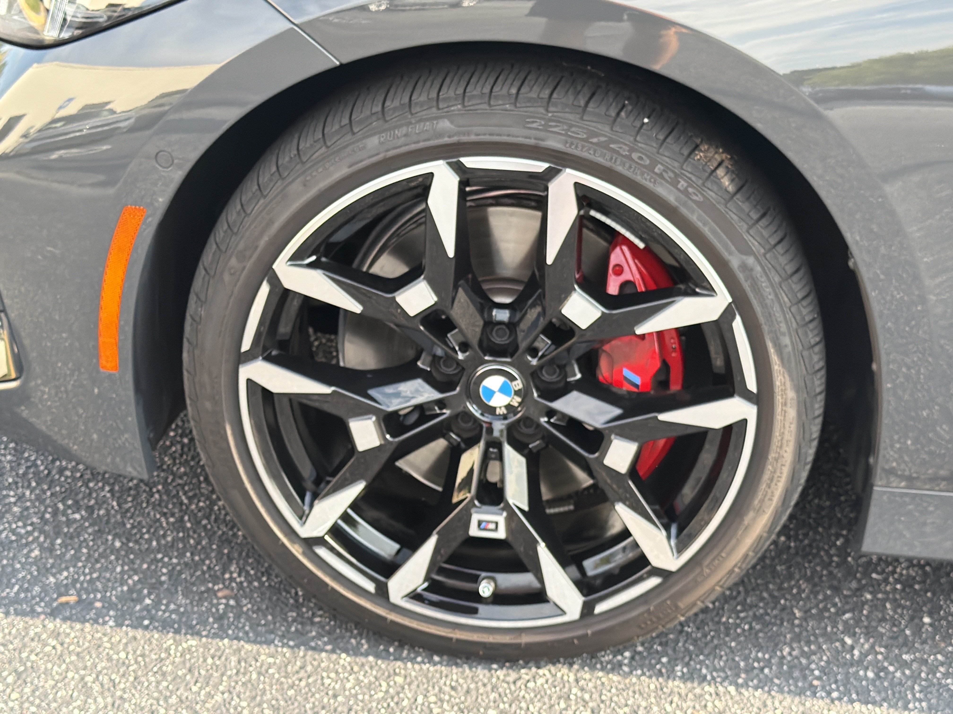 Certified 2026 BMW 330i Sedan w/ M Sport Package RWD image 31
