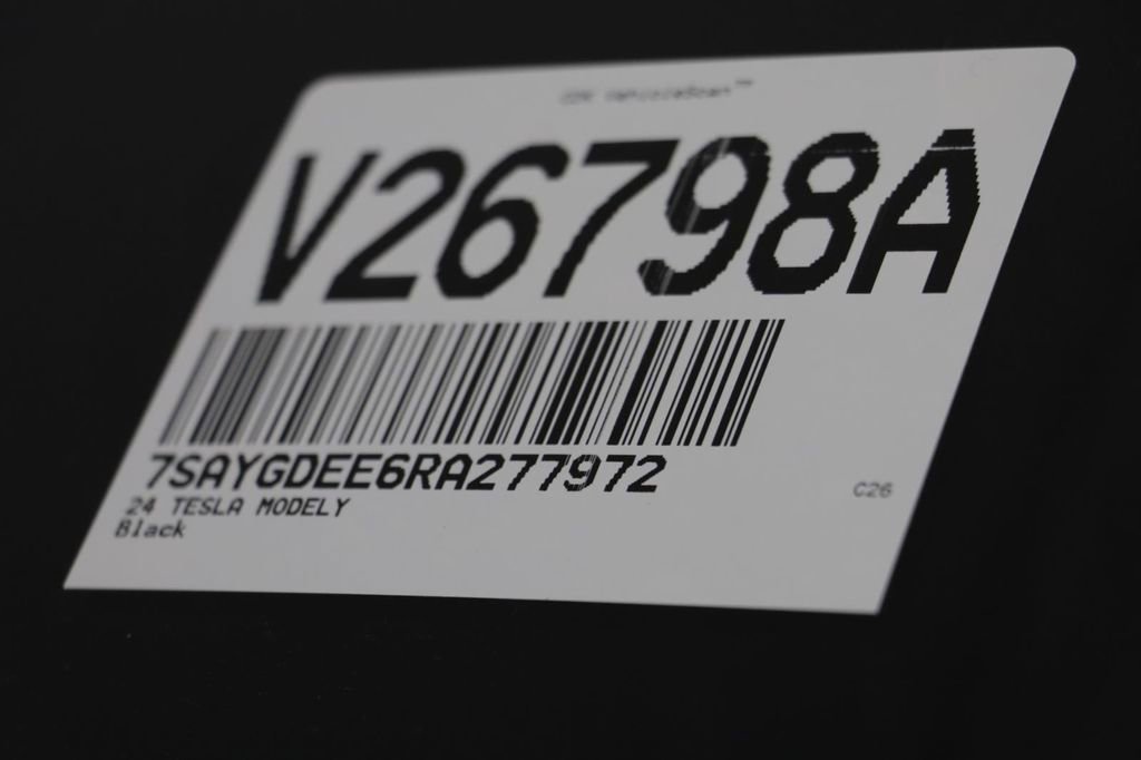Used 2024 Tesla Model Y Long Range image 24