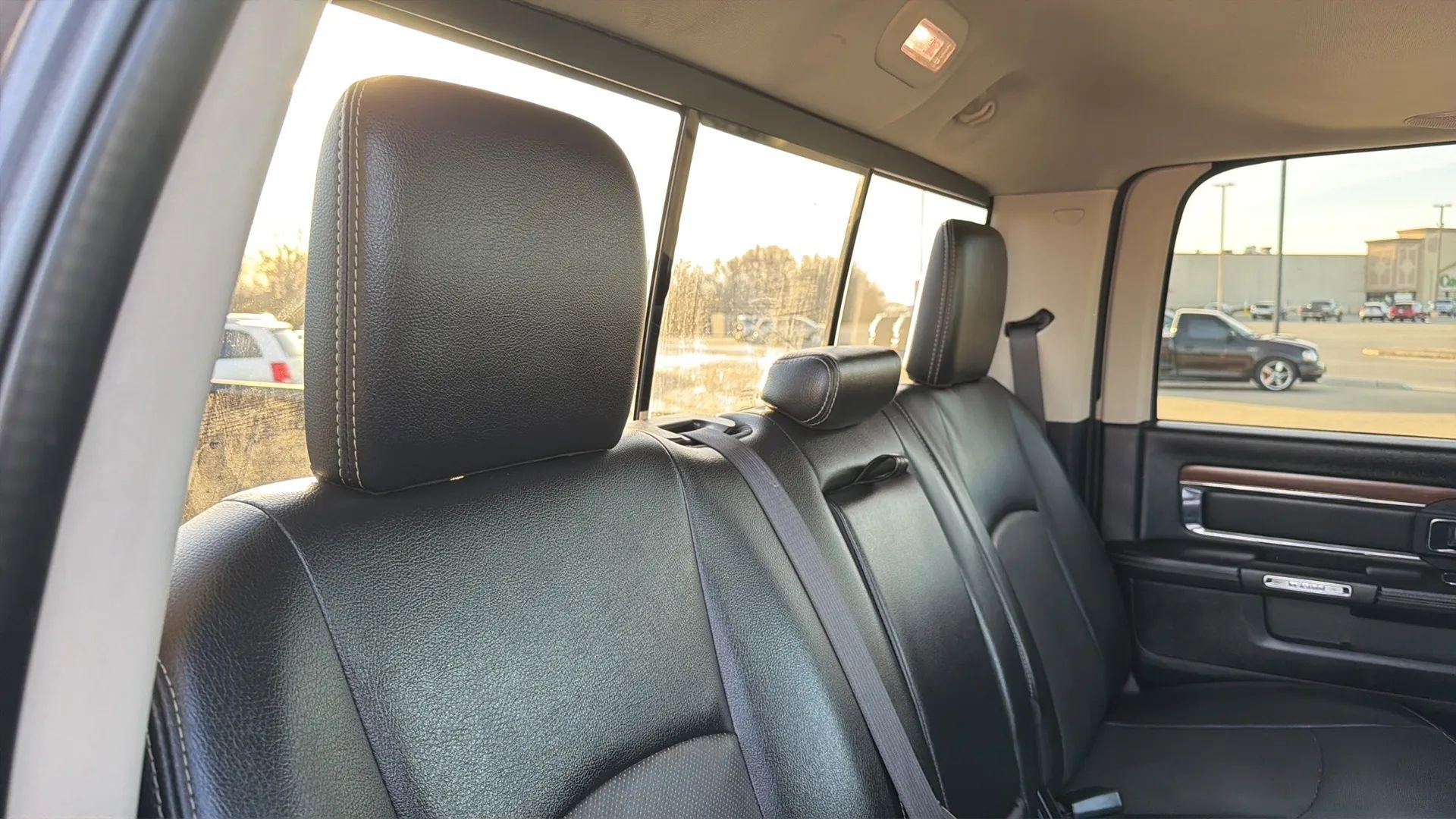 Used 2016 RAM 3500 Laramie image 73