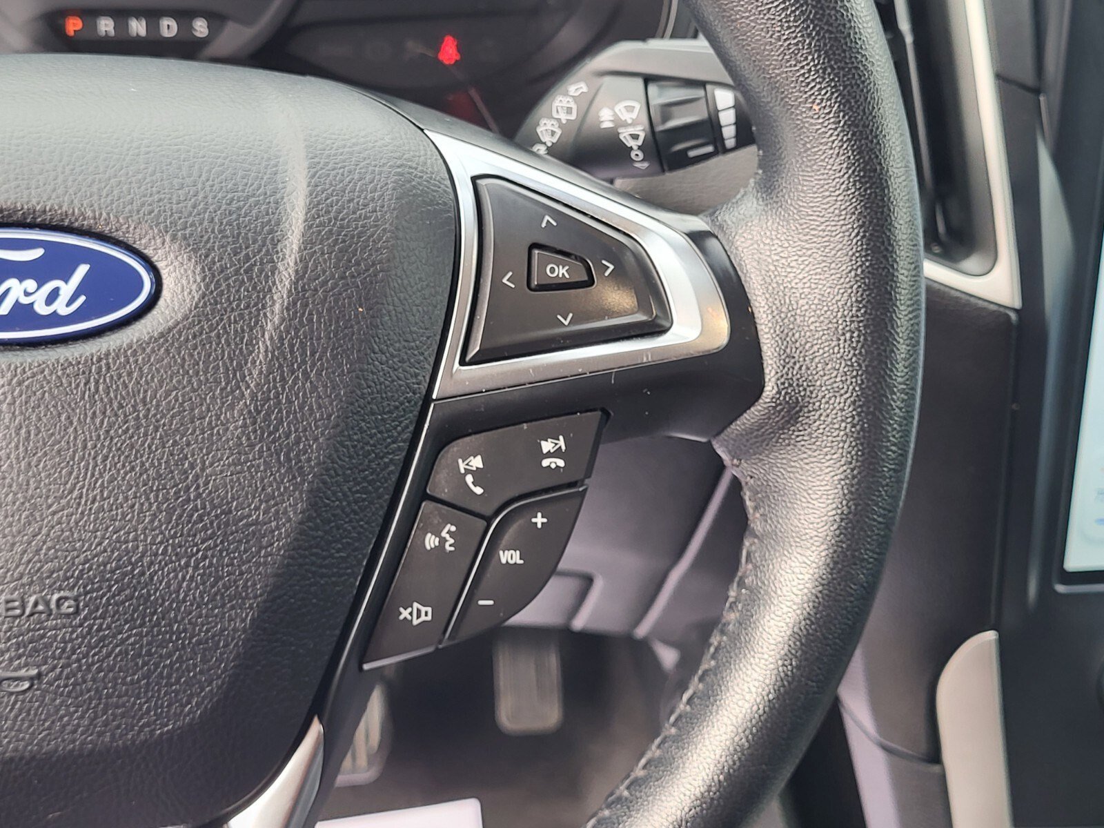 Certified 2024 Ford Edge SEL image 28