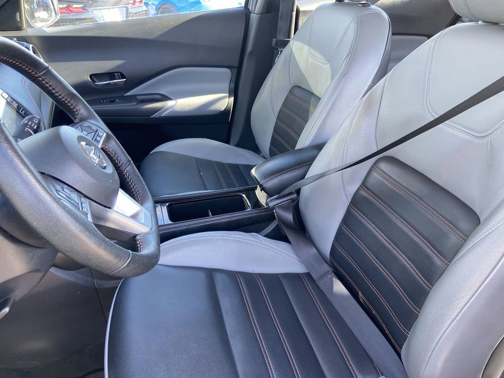 Used 2021 Nissan Kicks SR w/ SR Premium Package FWD image 14