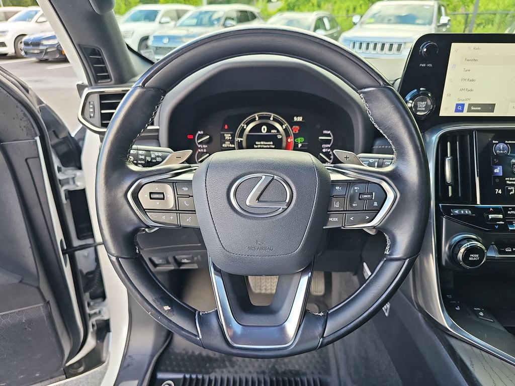 Used 2023 Lexus LX 600 4WD w/ Appearance Package image 17