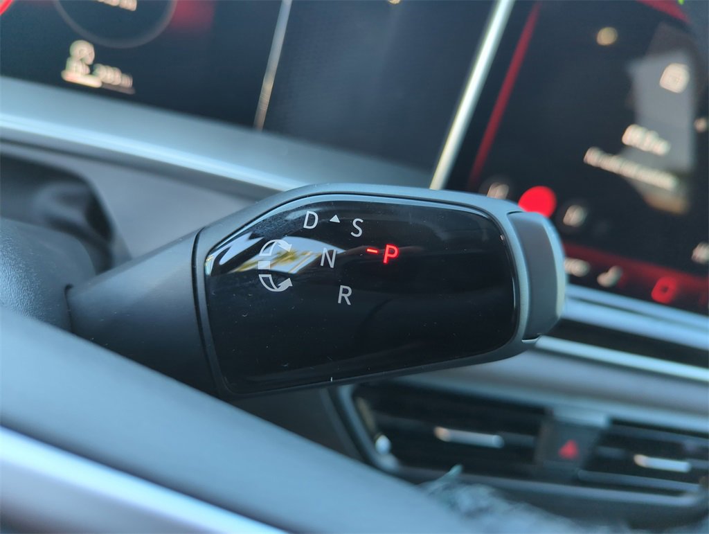 New 2026 Volkswagen Tiguan SE R-Line image 39