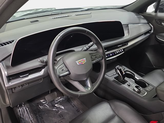 Certified 2025 Cadillac XT4 Premium Luxury AWD/4WD image 13