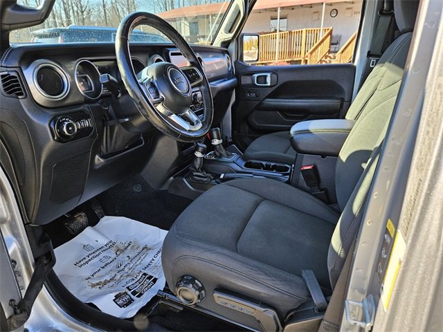 Used 2020 Jeep Wrangler Unlimited Sahara w/ Cold Weather Group image 8