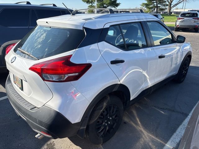 Used 2019 Nissan Kicks S w/ Exterior Package image 6