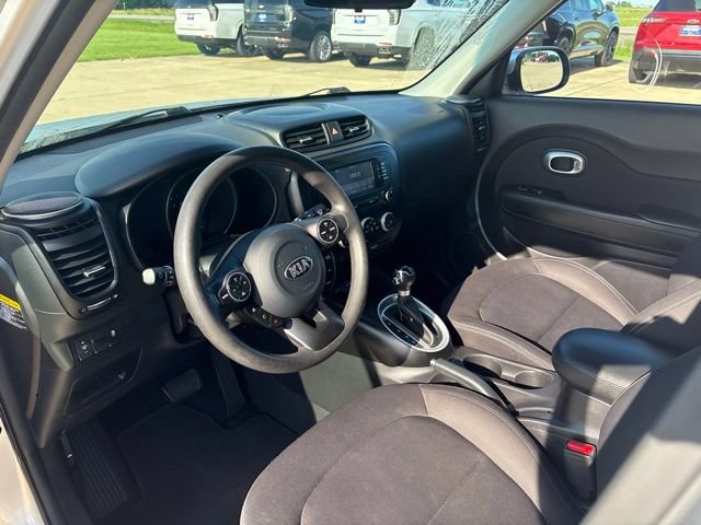 Used 2019 Kia Soul FWD image 12