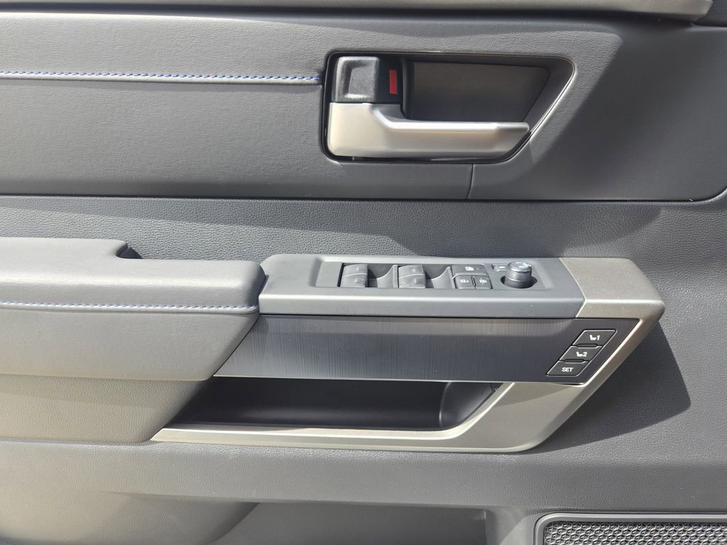 New 2026 Toyota Sequoia Platinum AWD/4WD image 18