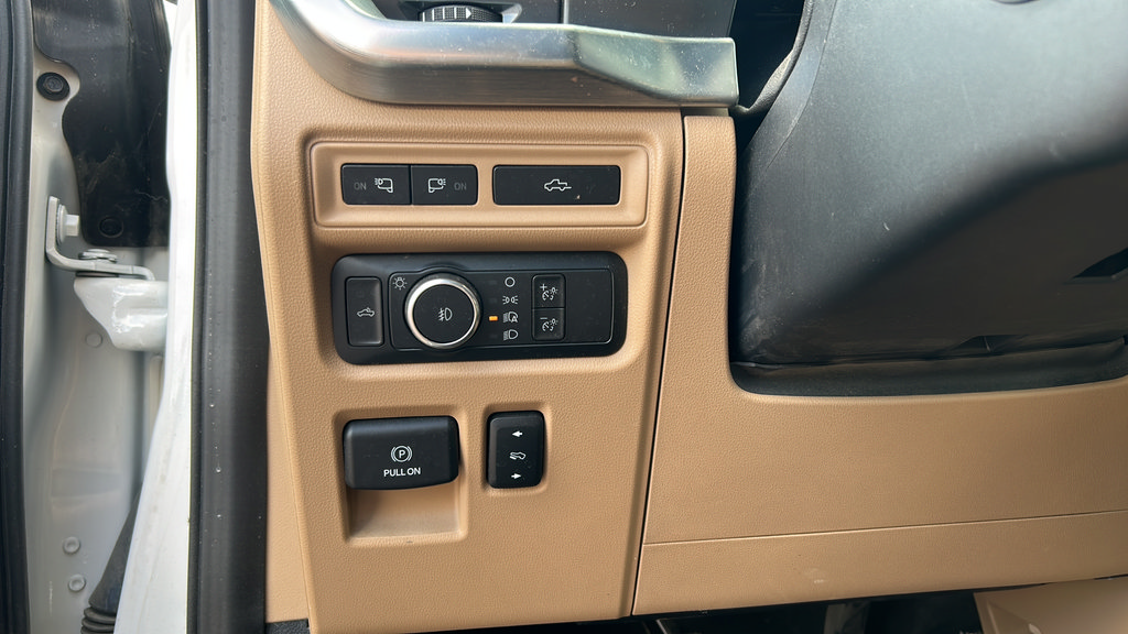 Used 2021 Ford F150 Lariat w/ Equipment Group 502A High AWD/4WD image 15