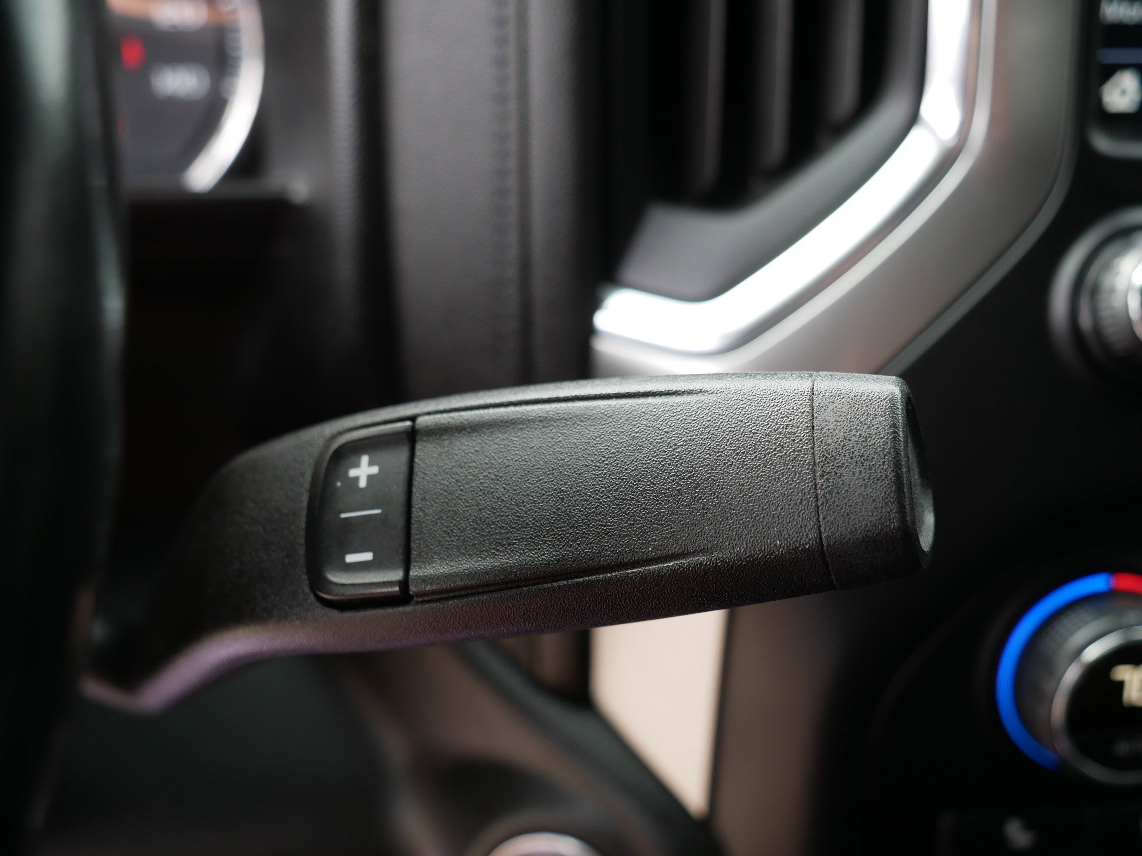 Used 2019 Chevrolet Silverado 1500 LT Trail Boss w/ Convenience Package AWD/4WD image 24