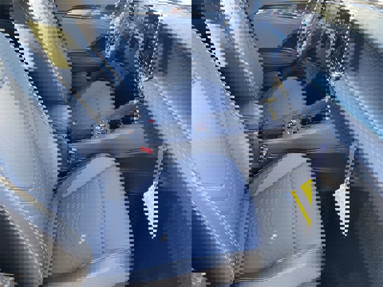 New 2026 Volkswagen Tiguan SE R-Line image 8