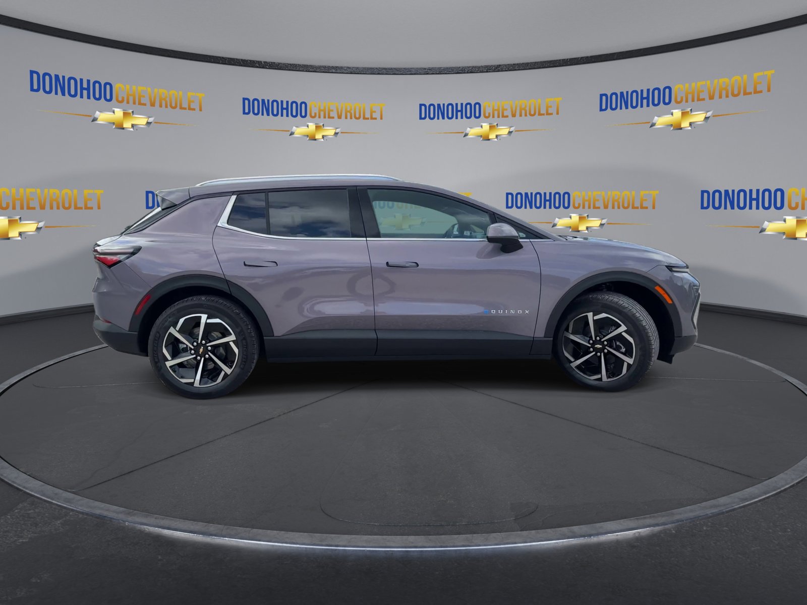 New 2026 Chevrolet Equinox EV LT image 9