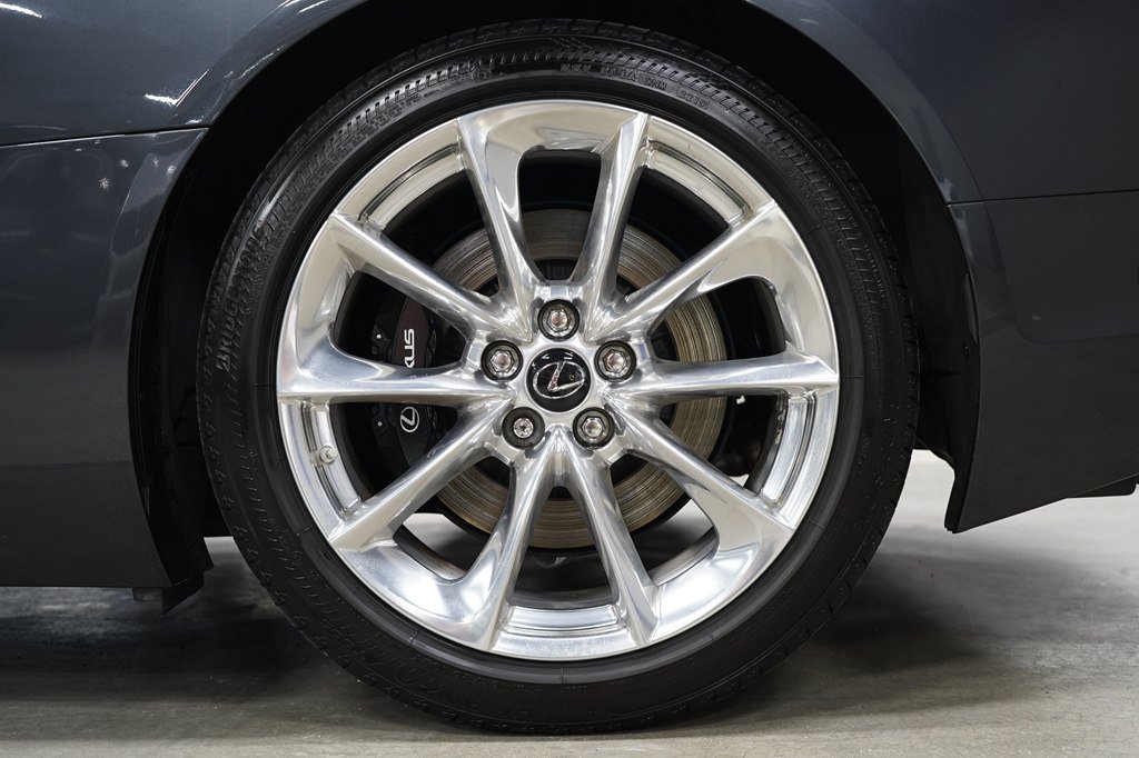 Used 2018 Lexus LC 500 Coupe w/ Touring Package RWD image 29
