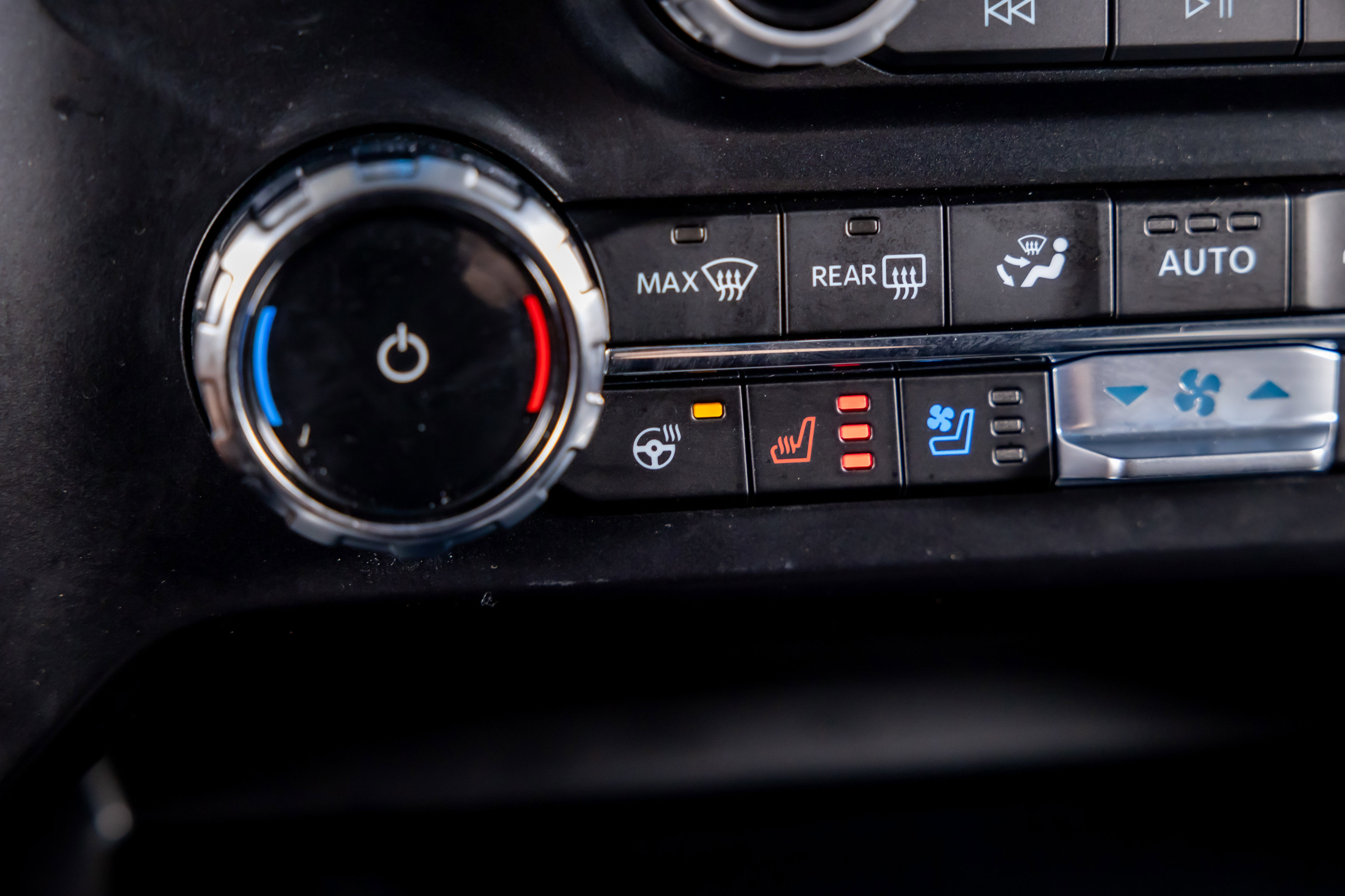 Used 2025 Ford F250 Lariat w/ Chrome Package image 15