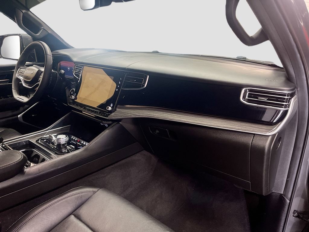 Used 2022 Jeep Wagoneer Series III w/ Premium Group I image 32