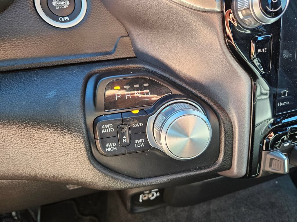 Used 2023 RAM 1500 Laramie AWD/4WD image 28