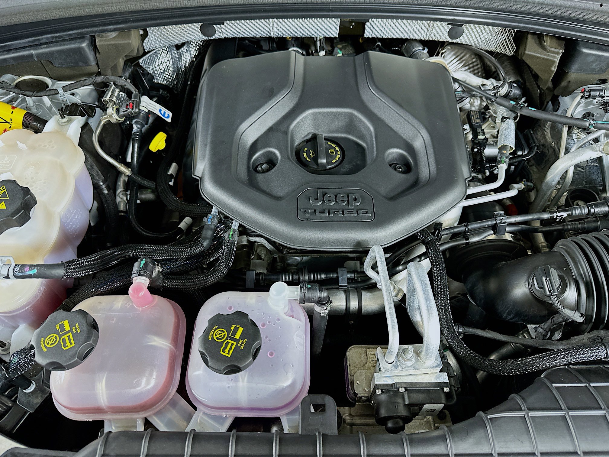 Used 2022 Jeep Grand Cherokee Limited 4xe w/ Luxury Tech Group II AWD/4WD image 34
