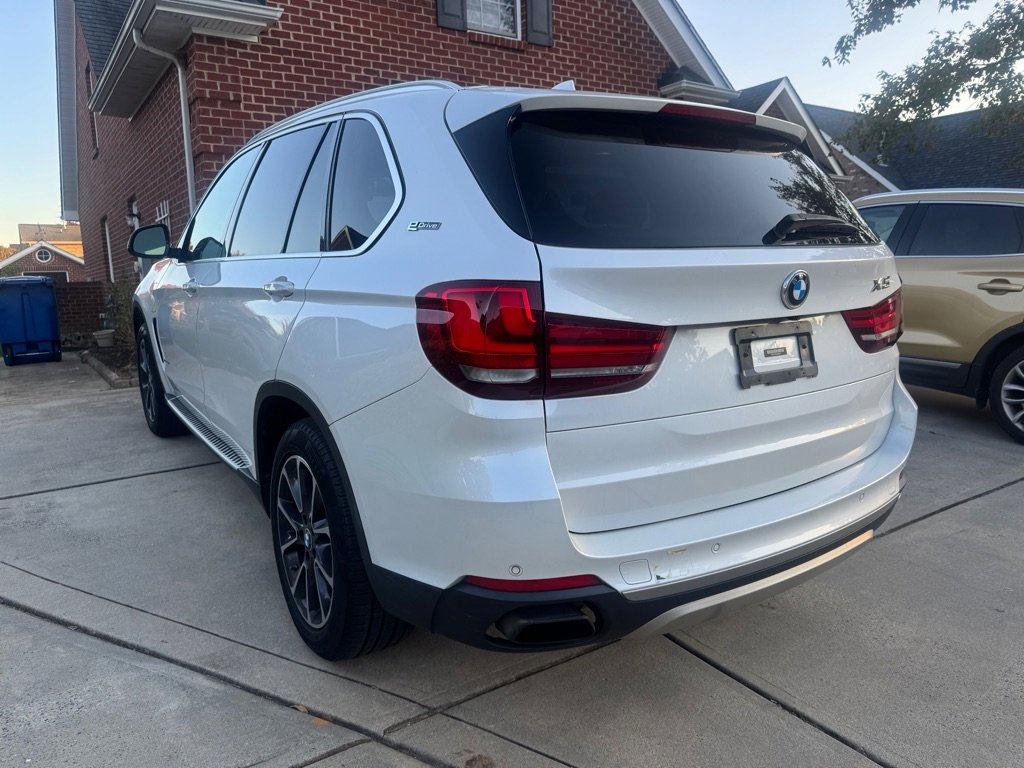 Used 2017 BMW X5 xDrive40e image 6