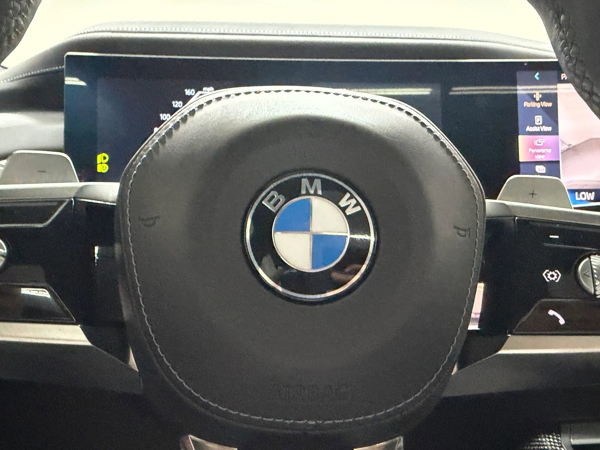 Used 2024 BMW 760i xDrive AWD/4WD image 26