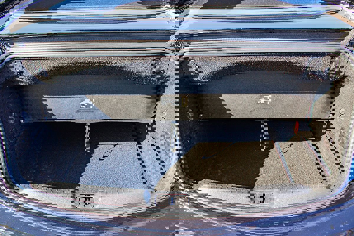 Used 2016 Buick Cascada Premium image 27