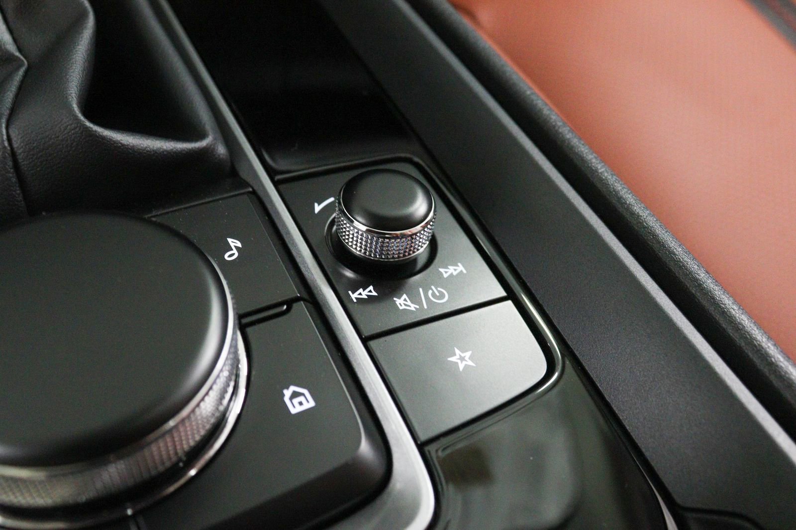 New 2025 MAZDA CX-50 Meridian Edition w/ Weather Package image 36