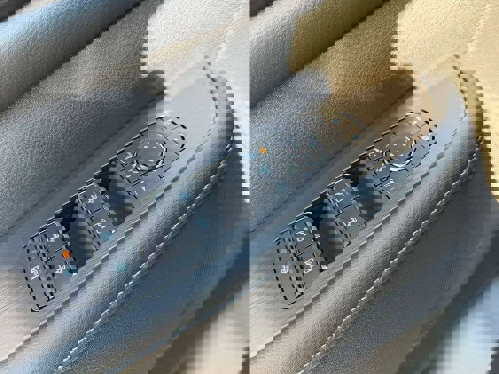 New 2026 Nissan Armada PRO-4X w/ Captain's Chari Seat Package image 20