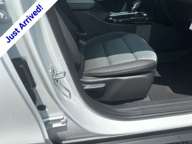 New 2026 Chevrolet Trax LT FWD image 30