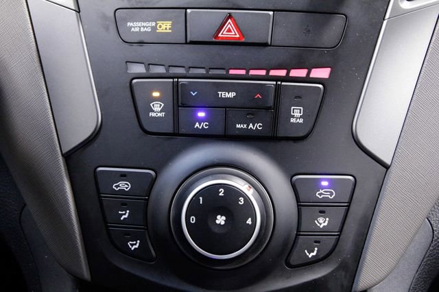 Used 2018 Hyundai Santa Fe Sport image 26