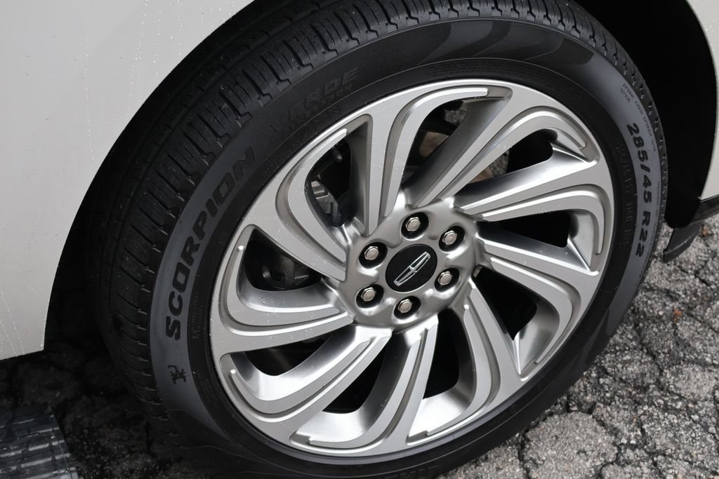 Used 2024 Lincoln Navigator Reserve AWD/4WD image 31