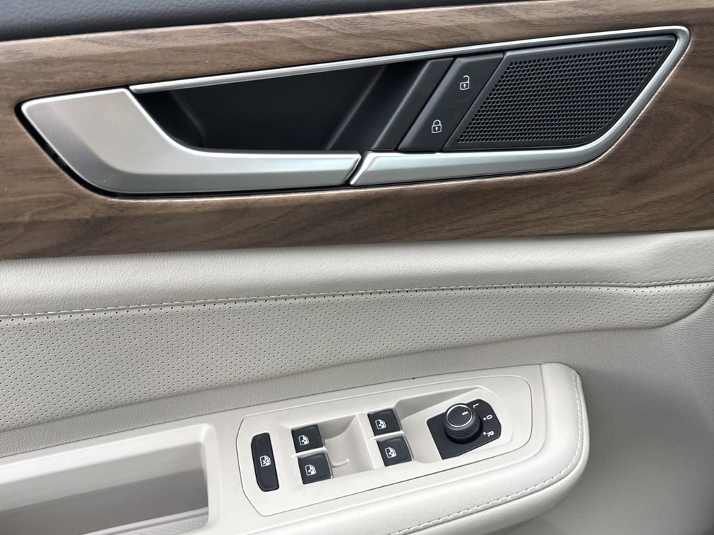 New 2026 Volkswagen Atlas SE image 27