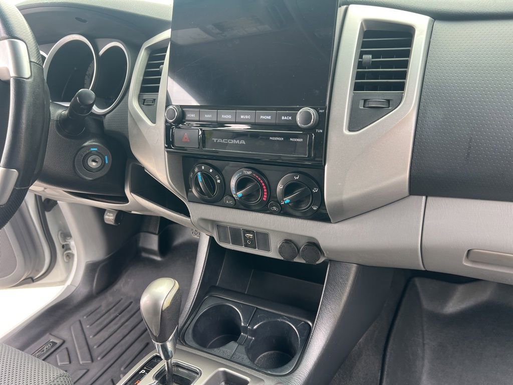 Used 2015 Toyota Tacoma PreRunner w/ TRD Off-Road Package RWD image 45