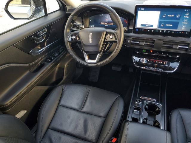 Used 2023 Lincoln Corsair Reserve w/ Equipment Group 201A AWD/4WD image 18