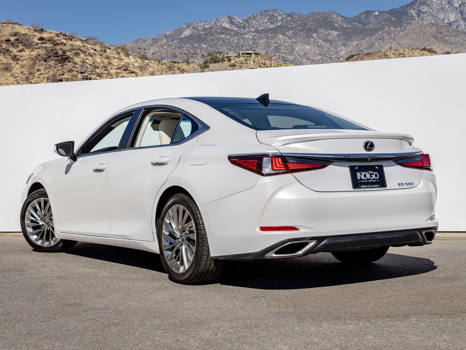 Used 2022 Lexus ES 350 w/ Accessory Package 2 FWD image 8