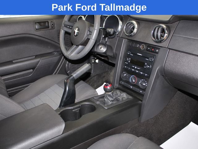 Used 2007 Ford Mustang GT image 23