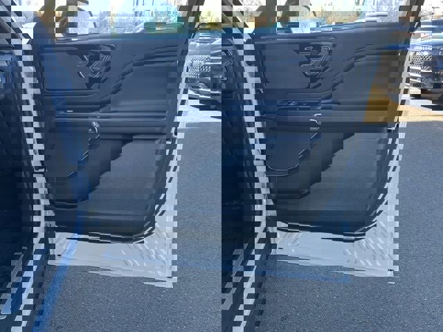 Used 2024 Lincoln Aviator AWD w/ Premium Package image 24