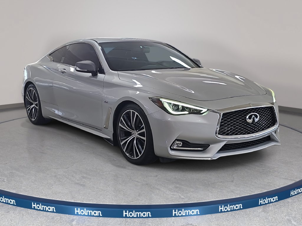 Used 2017 INFINITI Q60 3.0t w/ Premium Plus Package 3.0T RWD image 4