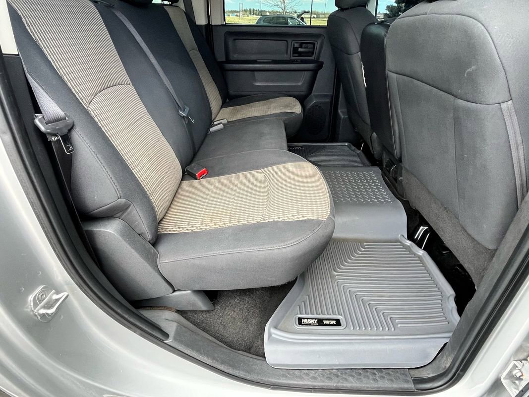 Used 2012 RAM 3500 ST w/ Chrome Appearance Group AWD/4WD image 18